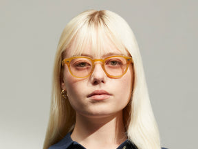 Model is wearing The LEMTOSH in  Blonde size 46 with ROSE+ Tinted Lenses