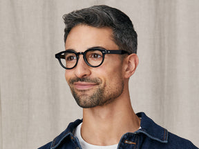 Model is wearing The MAYDELA in size 46 in Black