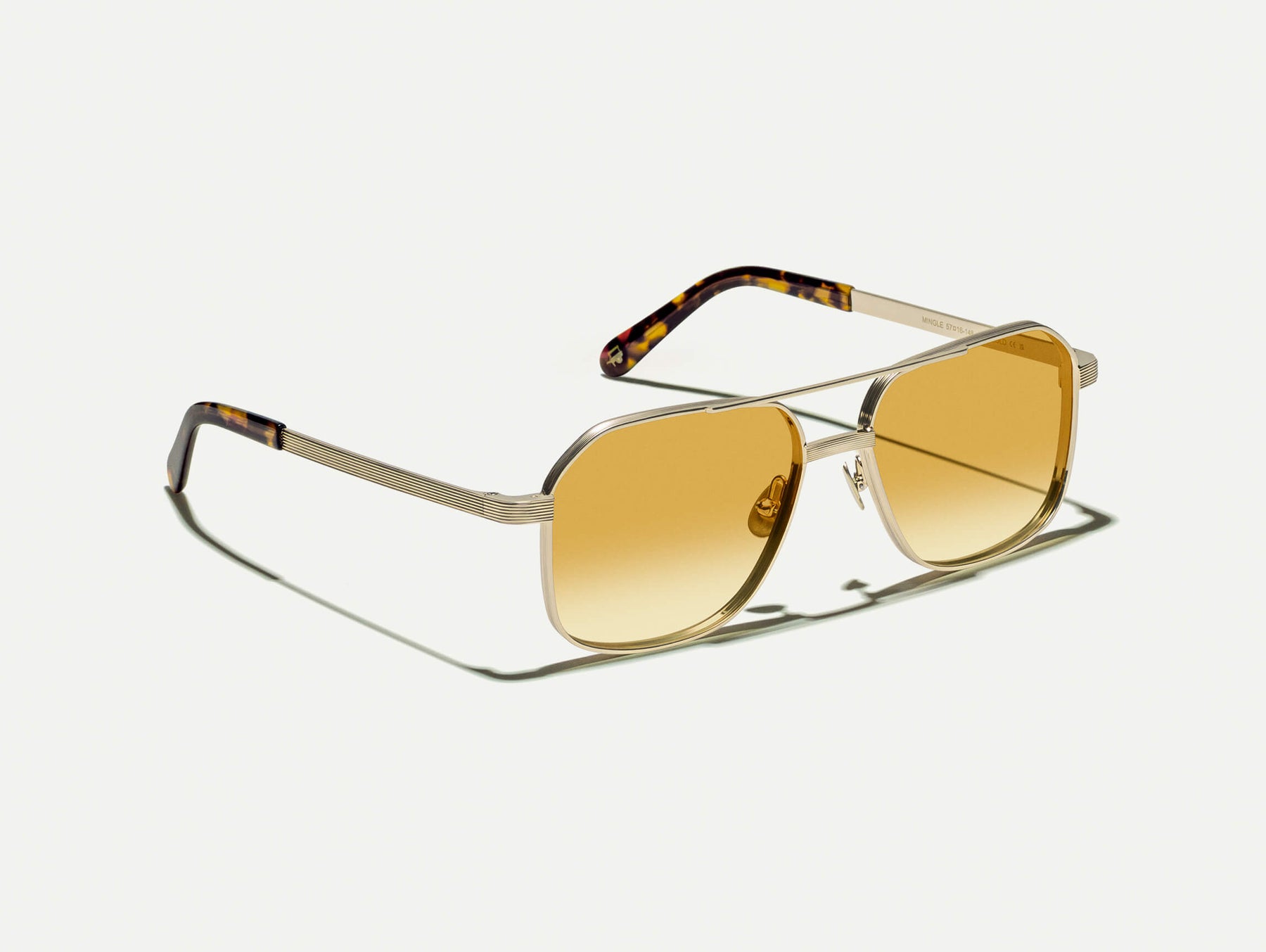 The MINGLE SUN in Gold with Chestnut Fade Tinted Lenses