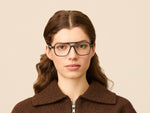 Model is wearing The MINYAN in size 54 in Navy