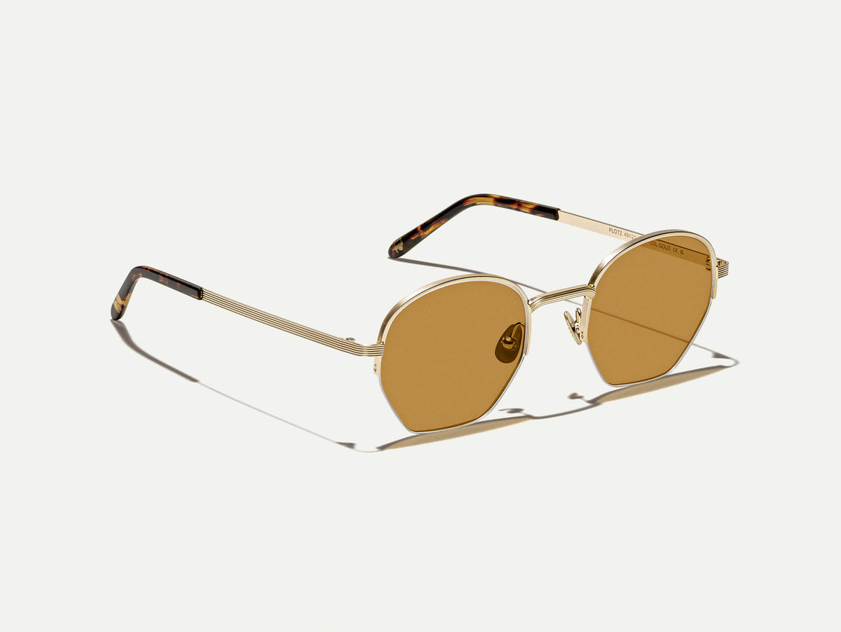 #color_gold with amber lens | The PLOTZ SUN in Gold with Amber Tinted Lenses