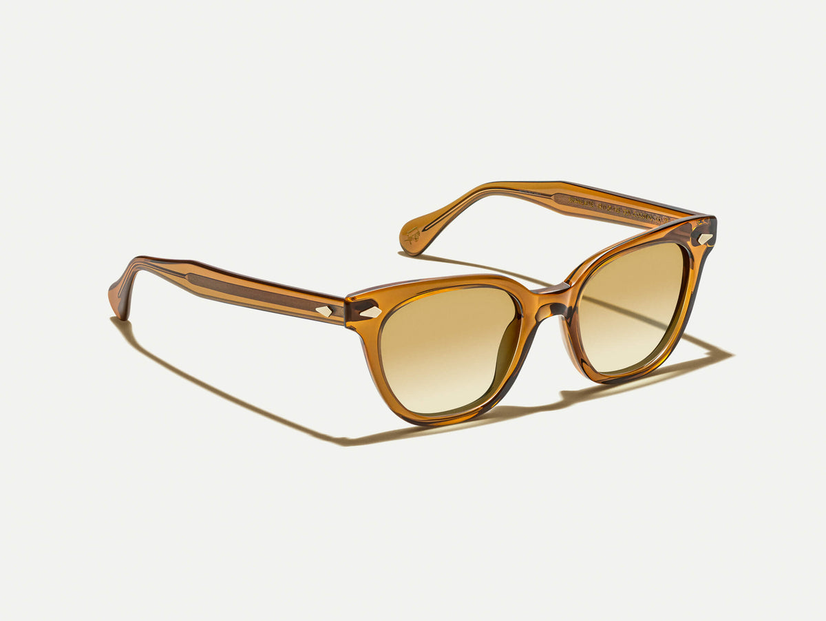 The SHANEKITE SUN in Cognac with Chestnut Fade Tinted Lenses