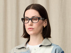 Model in wearing The SHTUP in size 51 in Grey