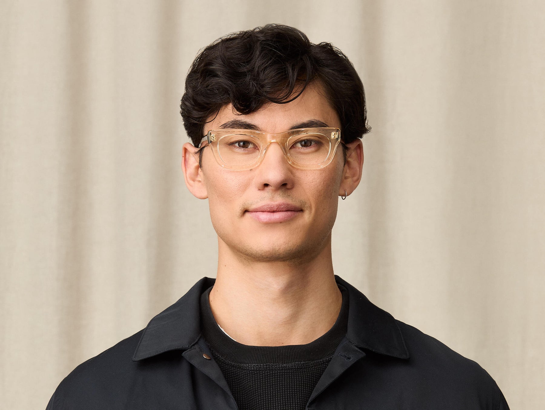 Model is wearing The SPILKES in size 45 in Flesh/Tortoise