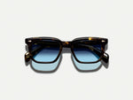 Die ZISSEL SUN in Classic Havana mit Denim Blue getönten Gläsern