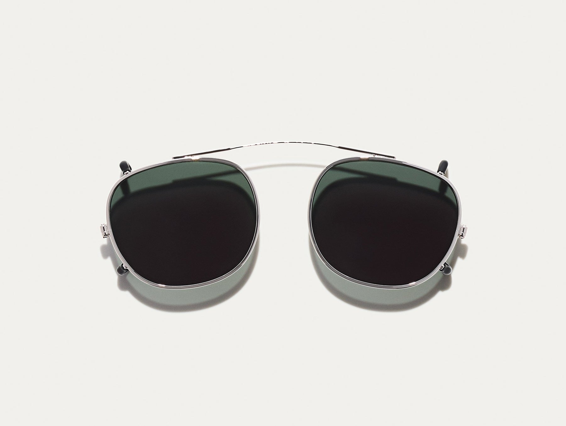 The CLIPTOSH in Silver with G-15 Lenses