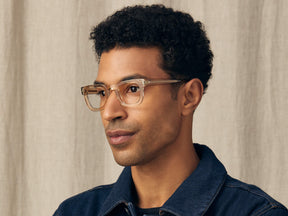 Model is wearing The FRITZ in size 44 in Cinnamon/Flesh