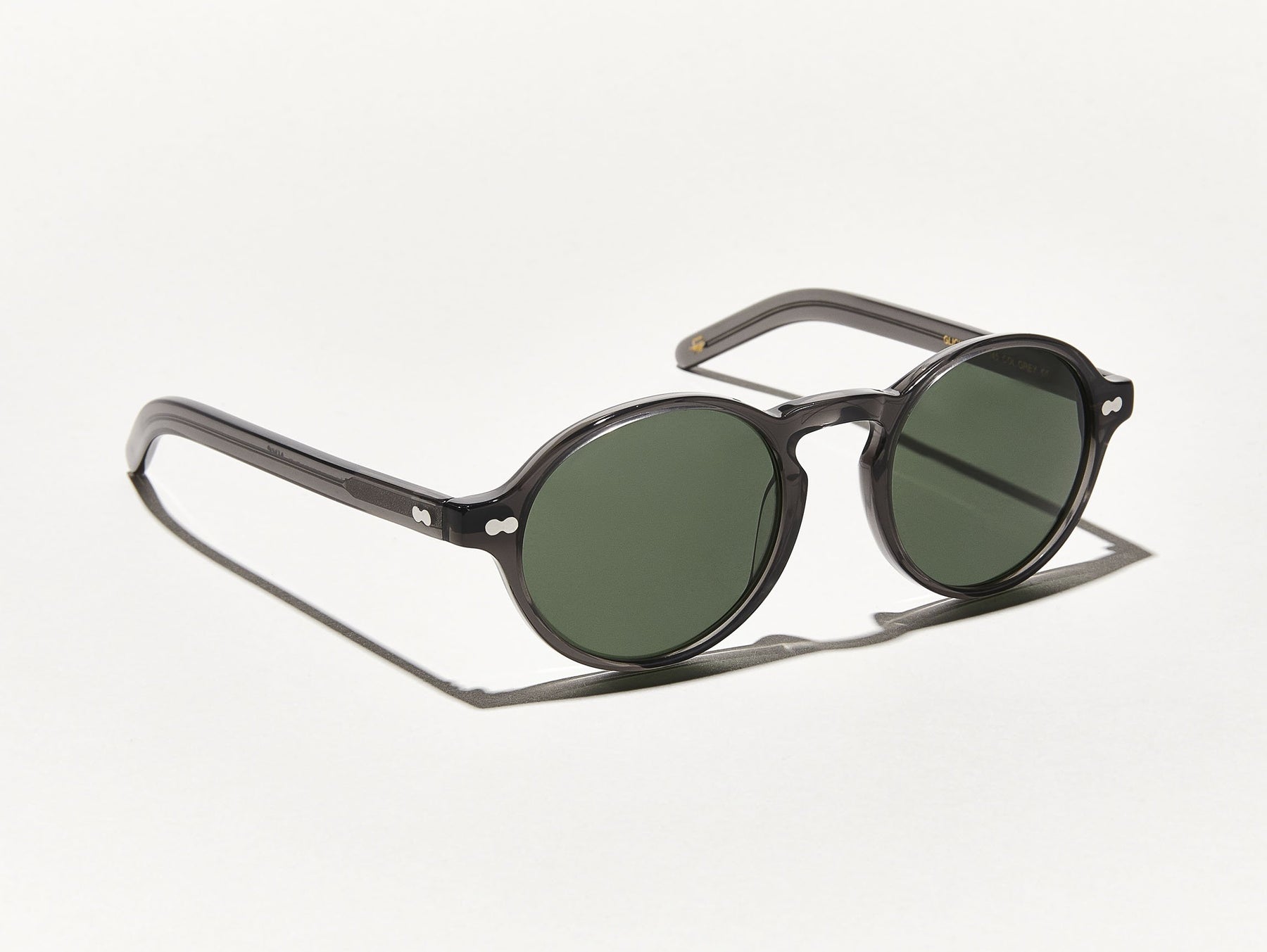 The GLICK SUN in Grey with G-15 Glass Lenses