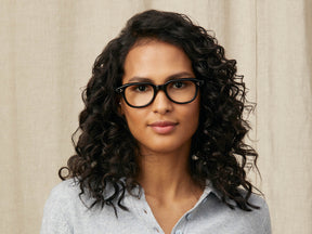 Model is wearing The GOOLAH in size 50 in Black