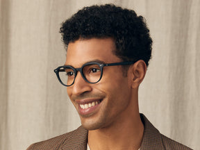 Model is wearing The KITZEL in size 47 in Matte Black