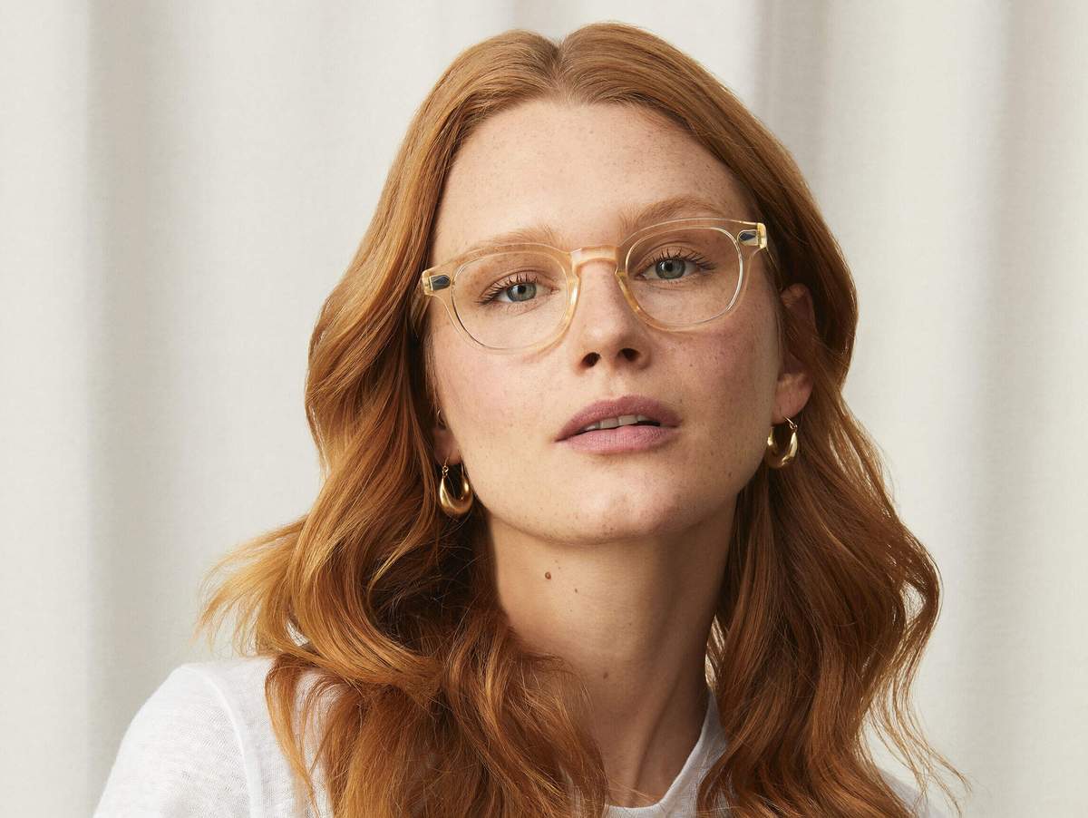 Model is wearing The LEMTOSH in size 46 in Flesh