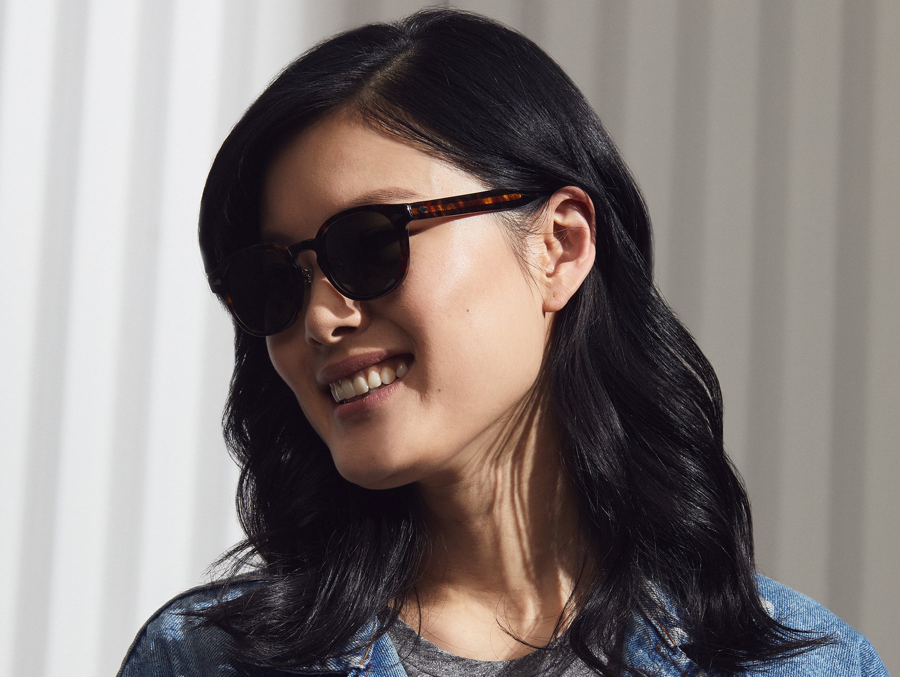 Model is wearing The LEMTOSH SUN with Metal Nose Pads in Tortoise in size 46 with G-15 Glass Lenses