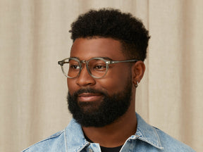 Model is wearing The MILTZEN in size 49 in Sage