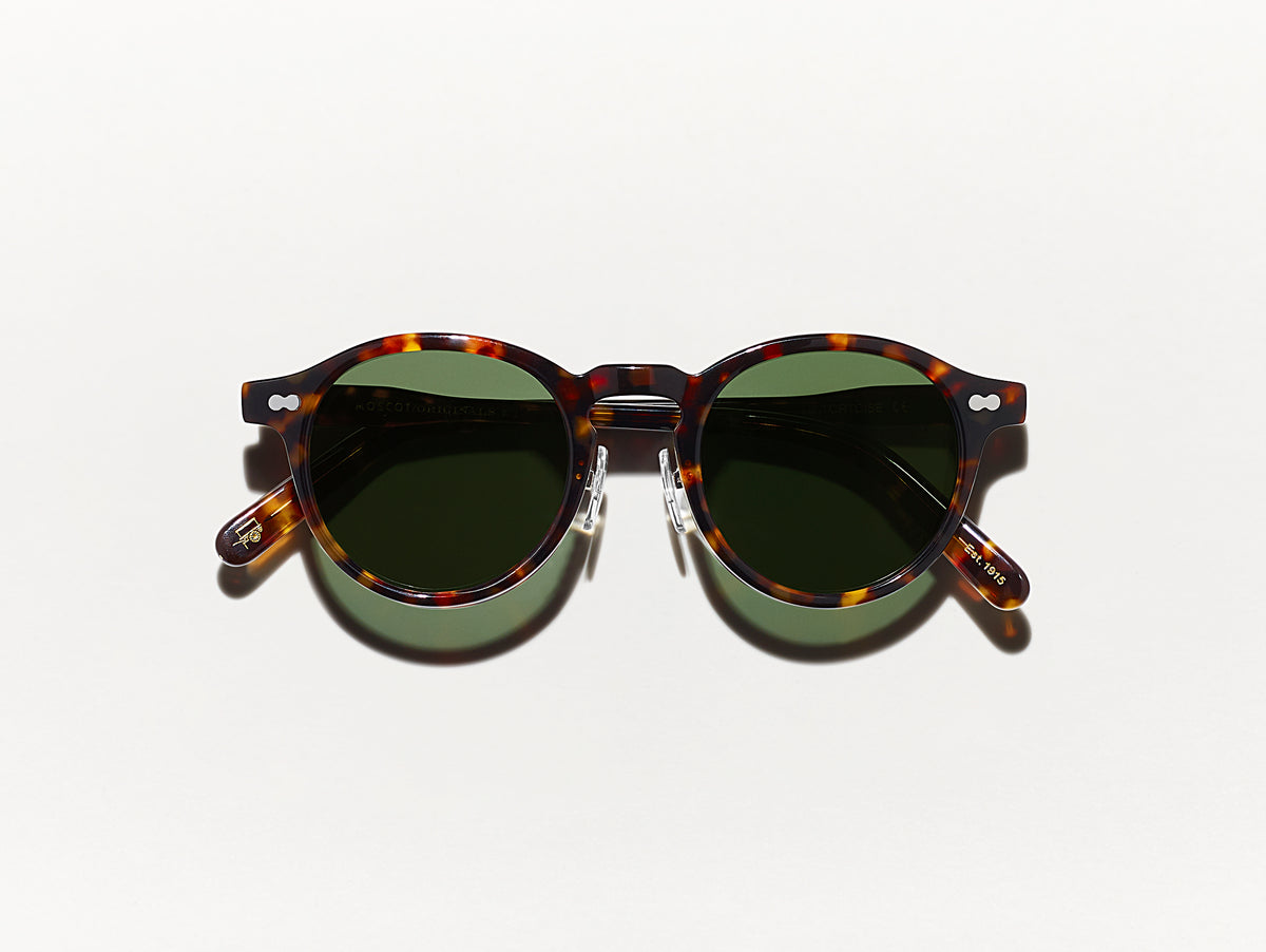 Die MILTZEN SUN W/ METAL NOSE PADS in Tortoise mit G-15-Gläsern