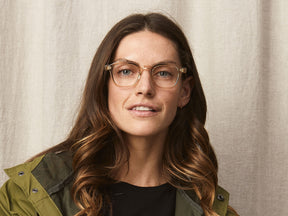 Model is wearing The MOMZA in size 46 in Cinnamon