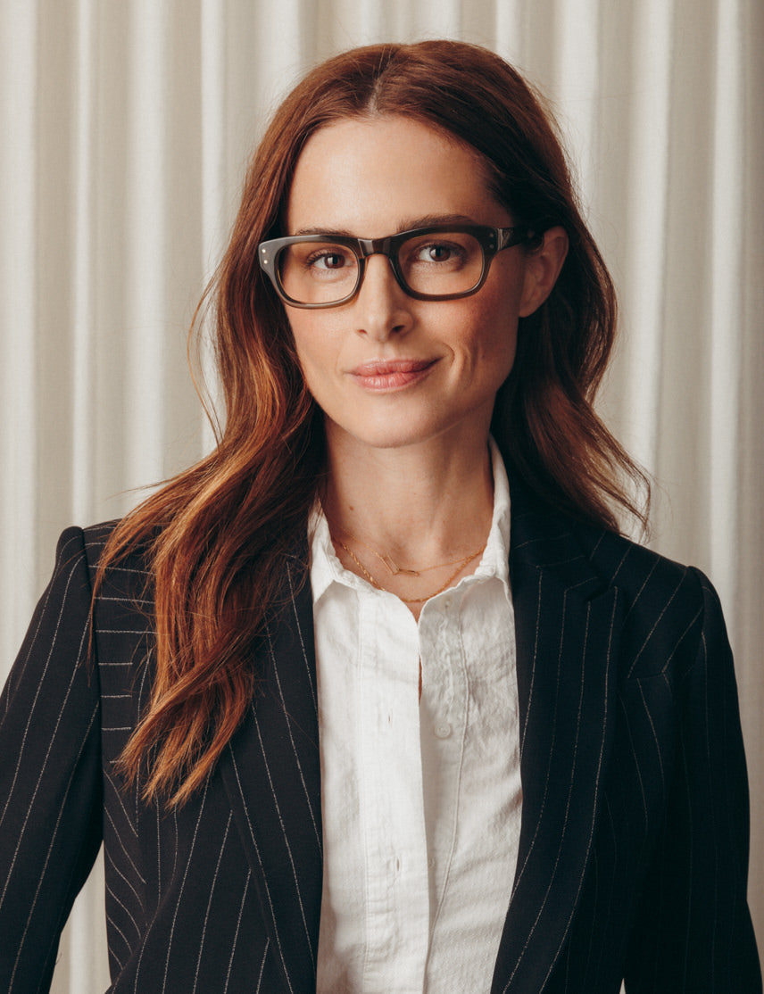 Model is wearing the NEBB in size 48 in Olive Green