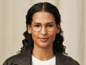 Model is wearing The PITSEL in size 47 in Blonde/Gold