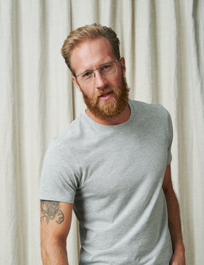 Model is wearing The SIMCHA in size 52 in Dark Gunmetal