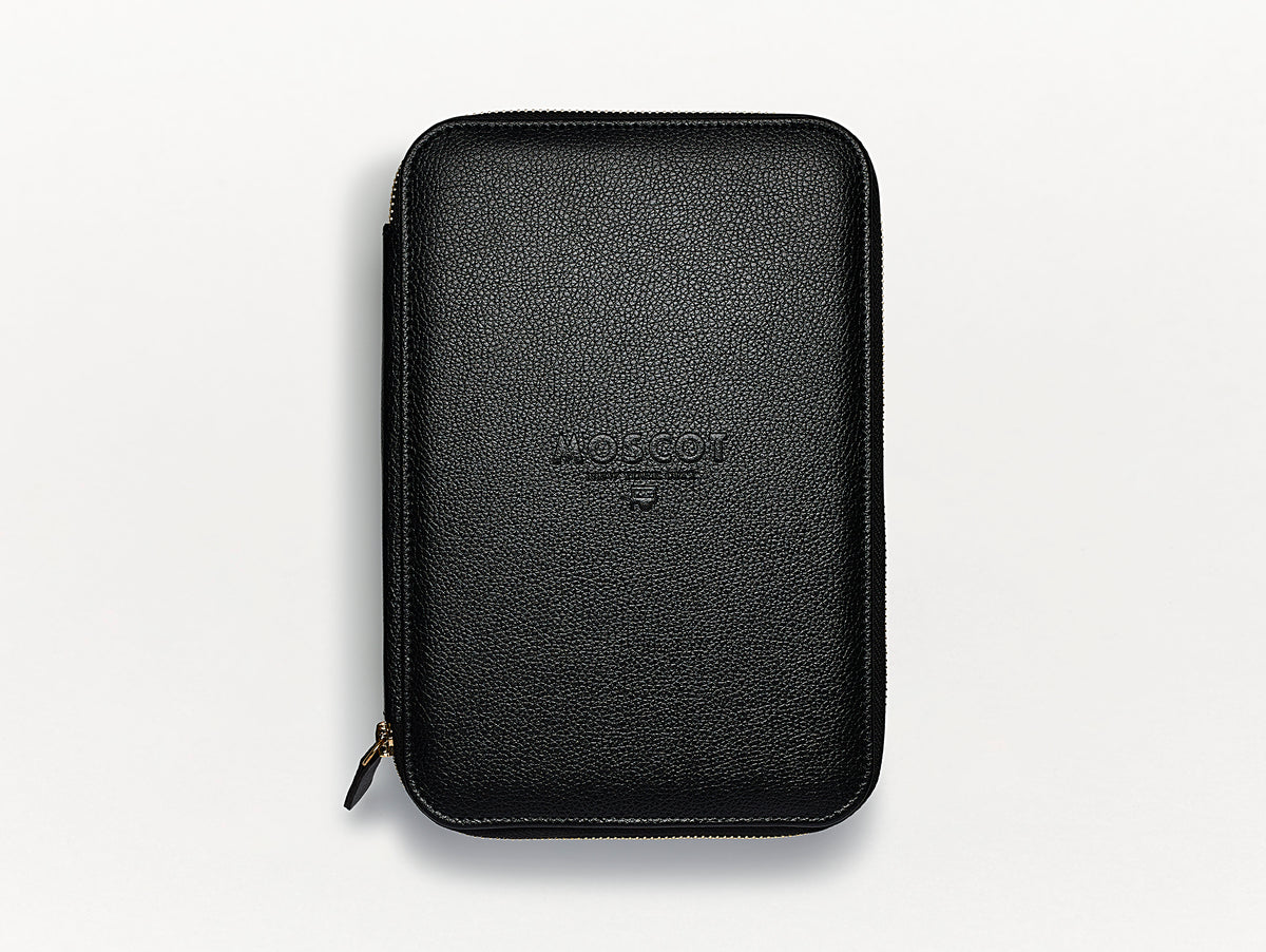 The TRAVEL CASE