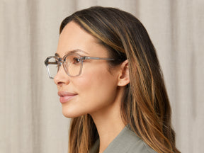 Model is wearing The VANTZ in size 50 in Light Grey