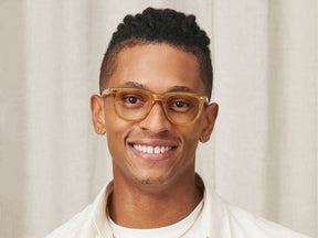 Model is wearing The YONTIF in size 49 in Blonde